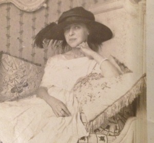 Portrait de Marguerite d'Hespel de Flencques (1895 - 1931)