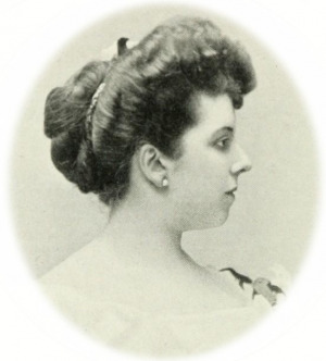 Portrait de Julie Duboys d'Angers (1882 - 1948)