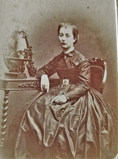 Portrait de Hélène Thiollière de L'Isle (1850 - 1929)