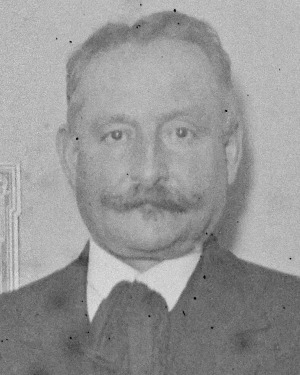 Portrait de Bernard de Lévézou de Vézins (1869 - 1951)