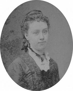 Portrait de Laure Chauviteau (1860 - 1942)