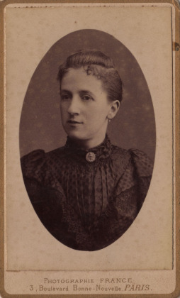Portrait de Léonie Eugénie Marie Caillouël (1864 - 1939)