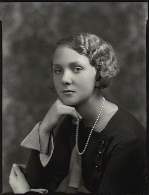 Portrait de Iris Mountbatten (1920 - 1982)