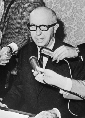Portrait de Pierre Harmel (1911 - 2009)