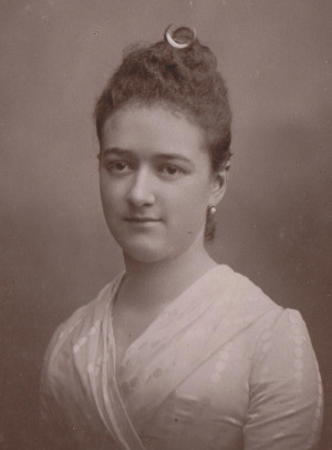 Portrait de Jeanne Perroy (1863 - 1943)