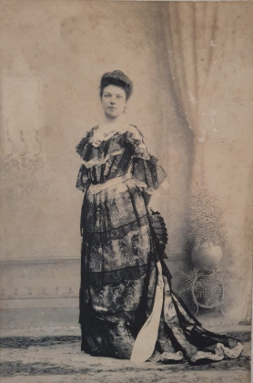 Portrait de Jeanne de Monteville (1868 - 1952)