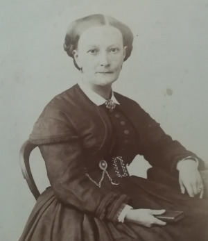 Portrait de Ernestine de Cadaran de Saint-Mars (1833 - 1908)