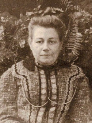 Portrait of Léontine Pion (1868 - 1955)