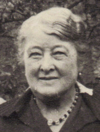 Portrait de Zélie Petit (1864 - 1943)