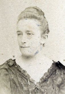 Portrait de Marie de Perrien de Crenan (1848 - 1905)