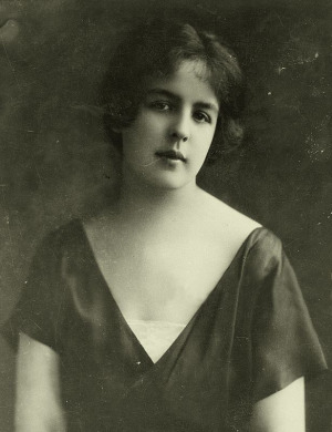 Portrait de Charlotte Grimaldi (1898 - 1977)