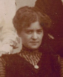 Portrait de Maria de La Torre (1889 - )