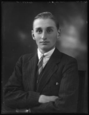 Portrait de David Cecil (1905 - 1981)